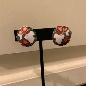 Vintage clip earrings